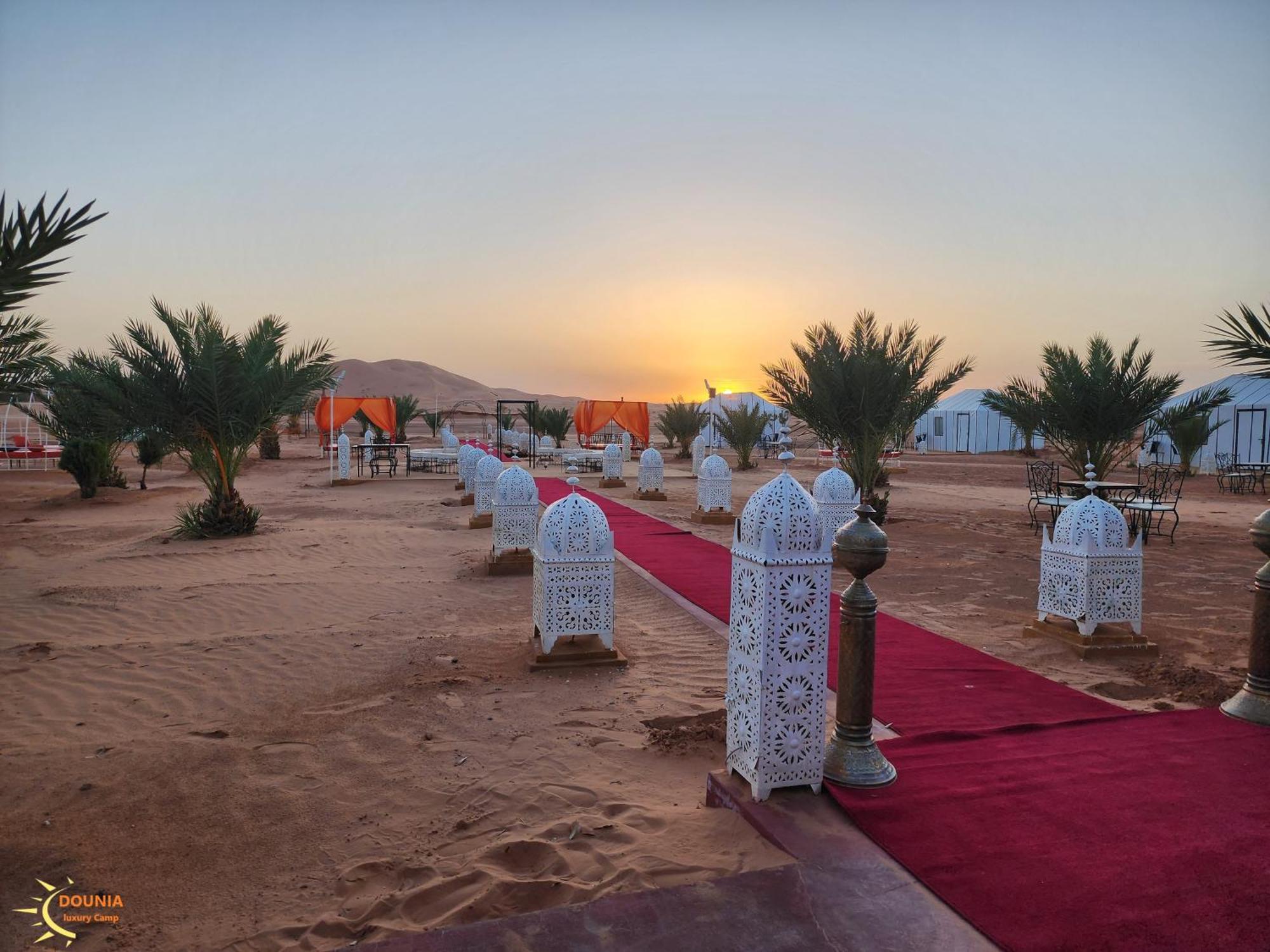 Fox Luxury Desert Camp เมอร์ซูกา ภายนอก รูปภาพ