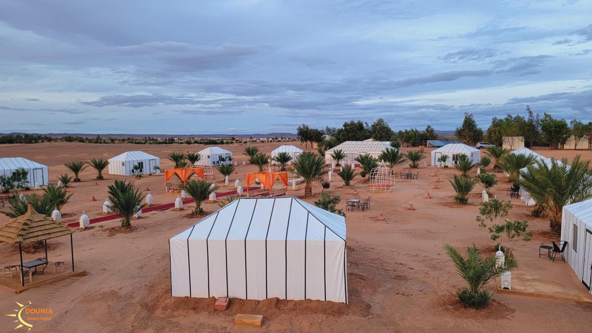 Fox Luxury Desert Camp เมอร์ซูกา ภายนอก รูปภาพ