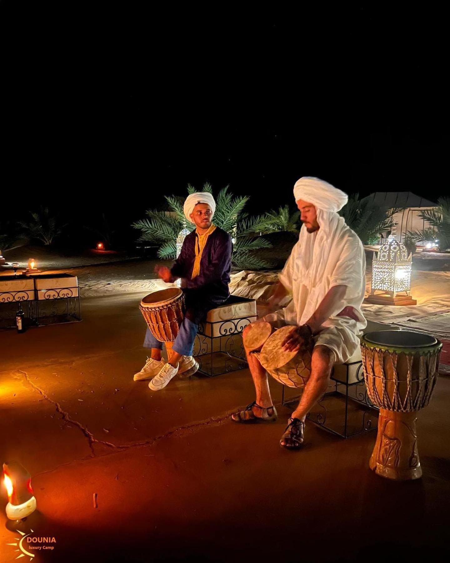 Fox Luxury Desert Camp เมอร์ซูกา ภายนอก รูปภาพ