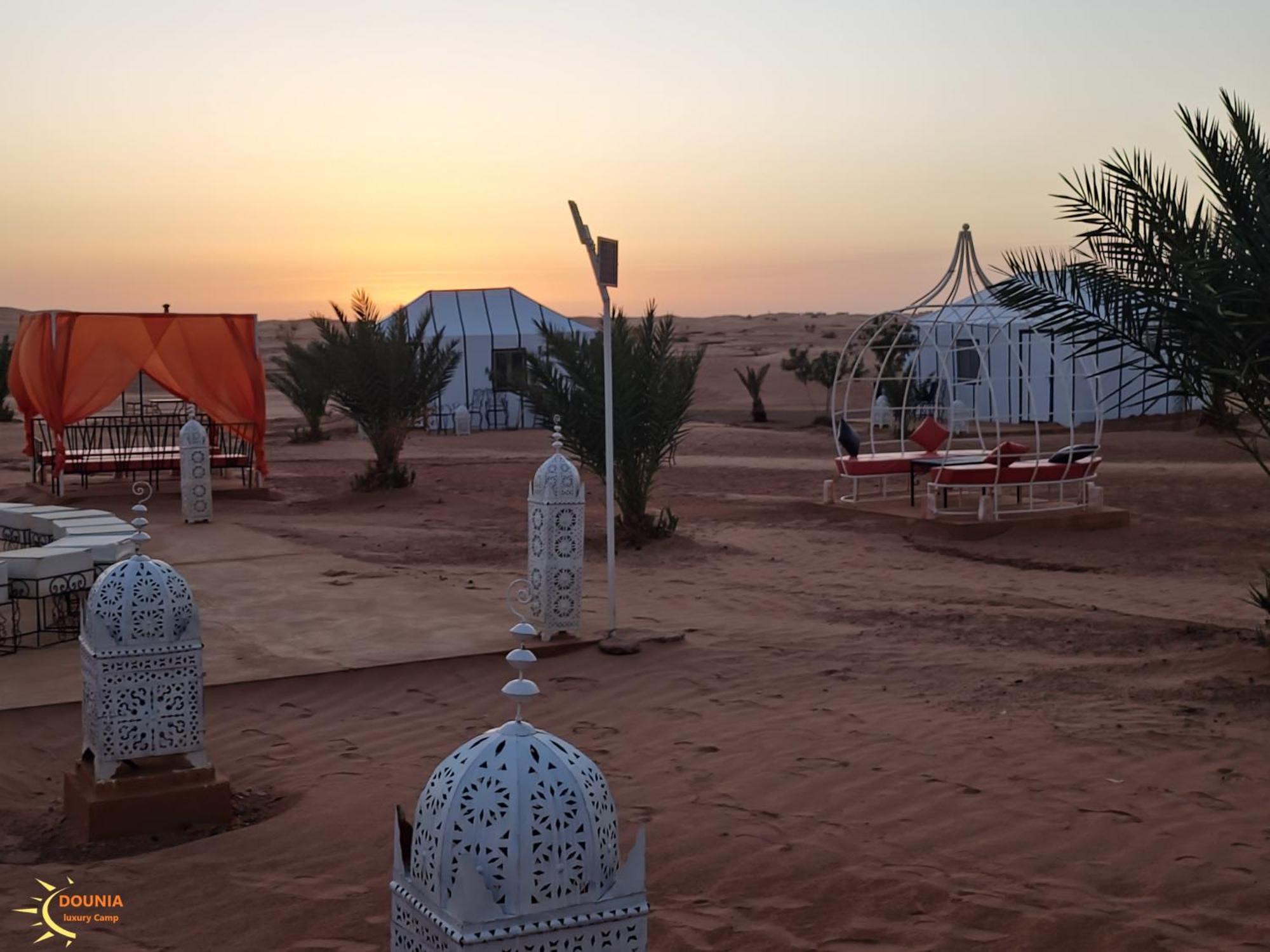 Fox Luxury Desert Camp เมอร์ซูกา ภายนอก รูปภาพ
